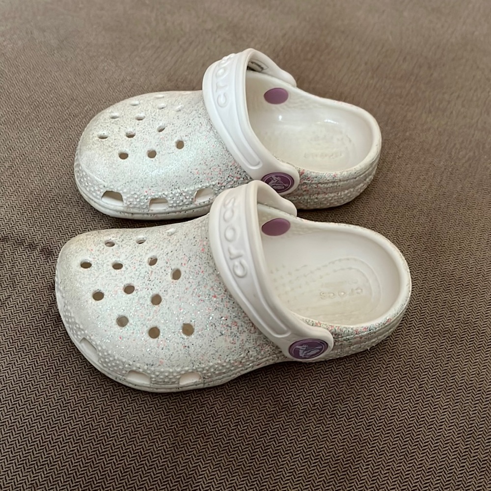 CROCS glitter size 7 great condition!!